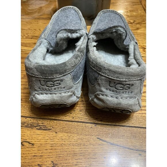 Ugg ASCOT CHARCOAL MEN’S SLIPPERS SIZE 12 - Picture 5 of 8